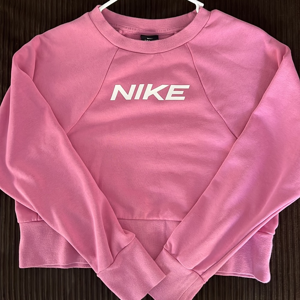 NIKE crop-top training sweater